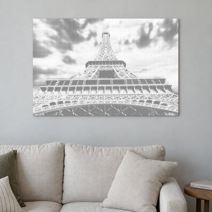 Punktmalerei-Leinwand “Eiffelturm”, an einer hellen Wand in einem Raum mit sanftem Tageslicht.