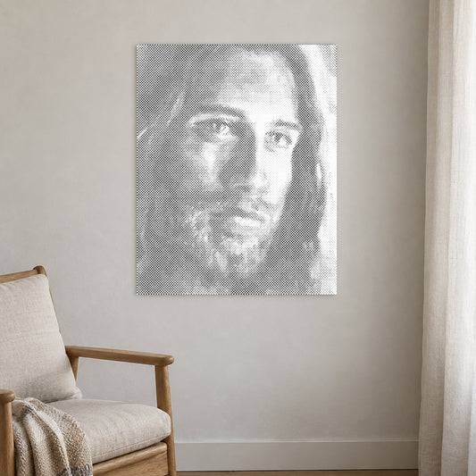Punktmalerei-Leinwand “Jesus Christus”, an einer hellen Wand in einem Raum mit sanftem Tageslicht.