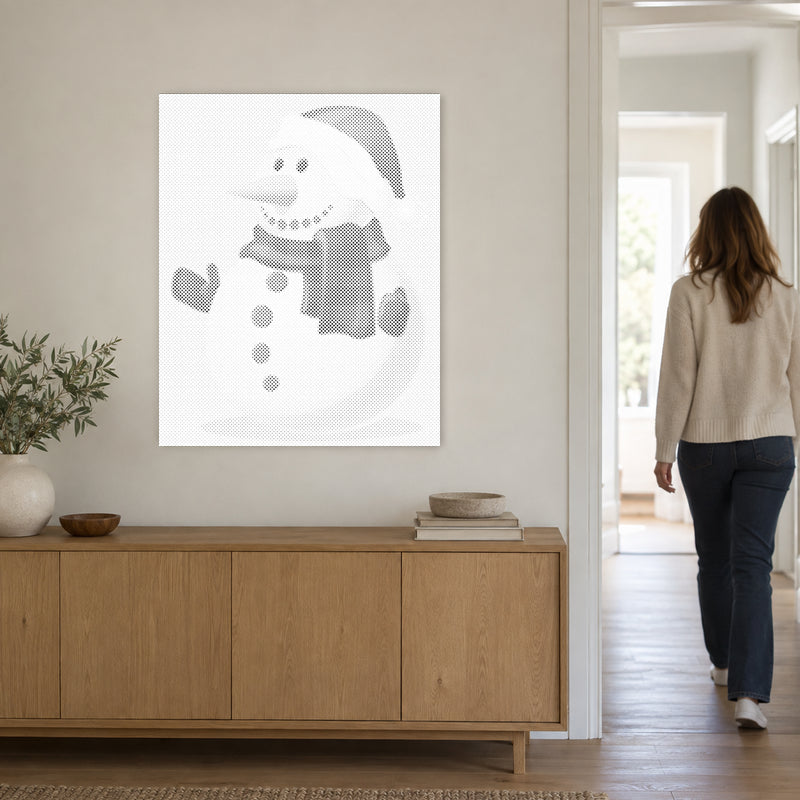Punktmalerei-Leinwand “Schneemann”, an einer hellen Wand, während eine Person durch die Tür geht.