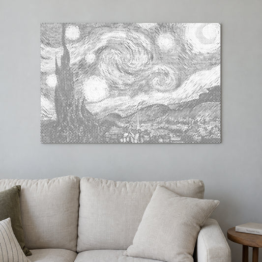 Punktmalerei-Leinwand “Sternennacht – Van Gogh”, an einer hellen Wand in einem Raum mit sanftem Tageslicht.